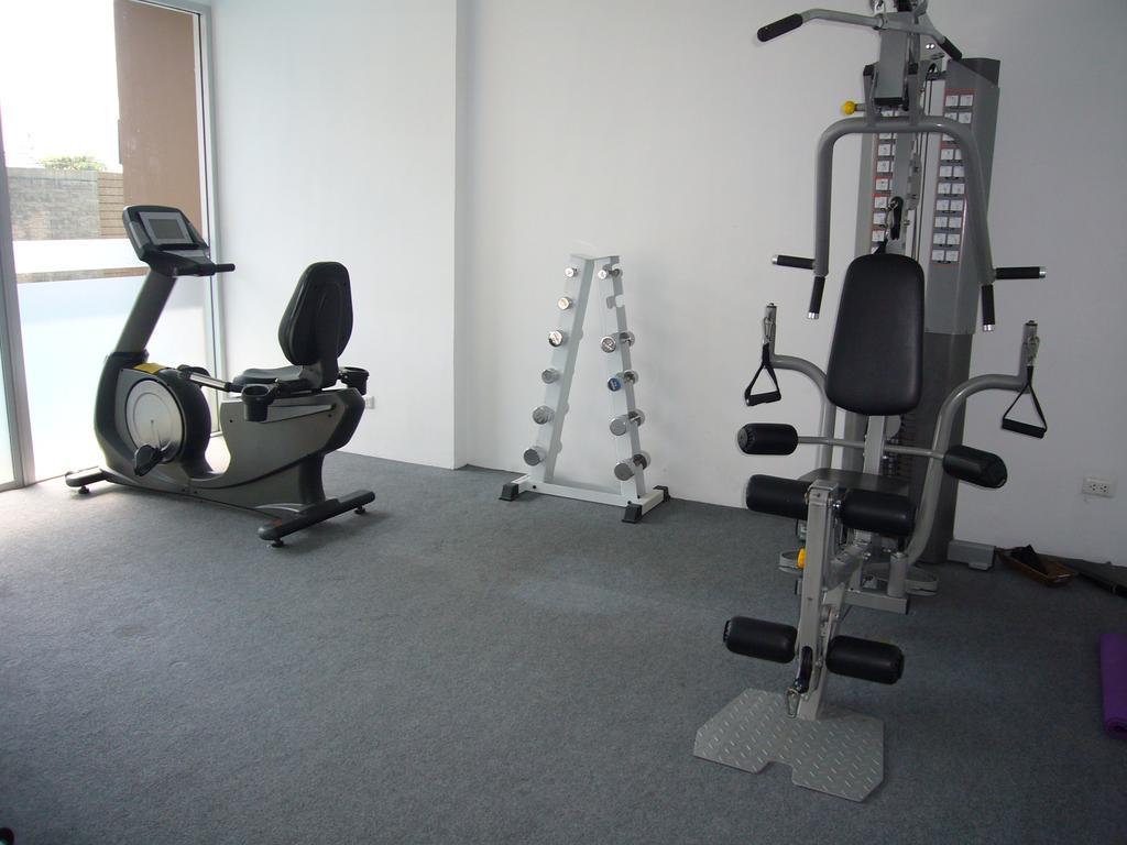 Chic Condominium Unit A303, A306, A307, A308, A406 Karon Exterior photo