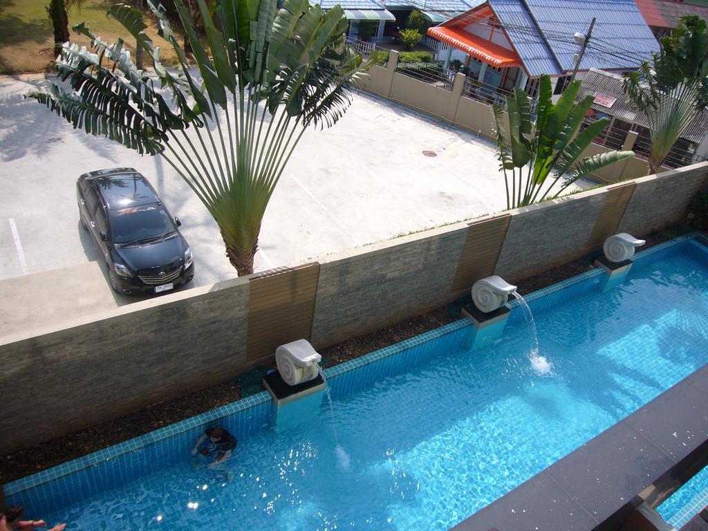 Chic Condominium Unit A303, A306, A307, A308, A406 Karon Exterior photo