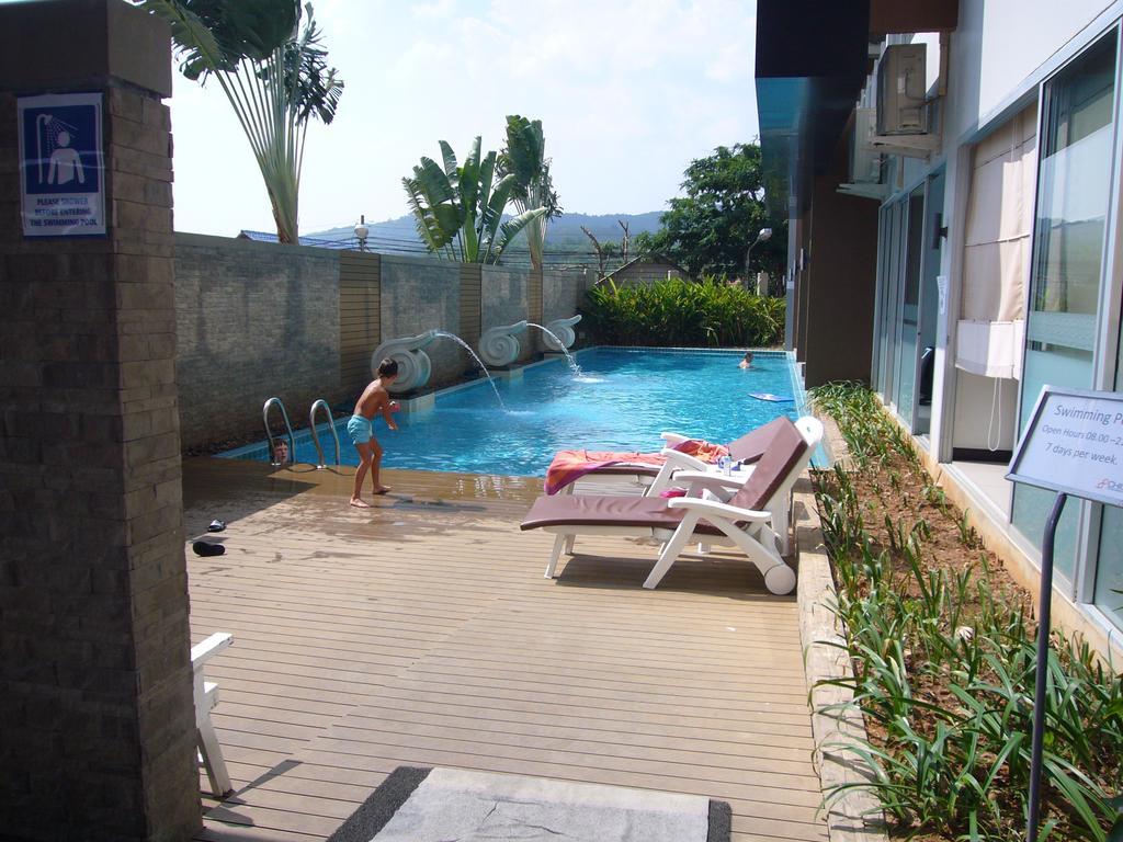 Chic Condominium Unit A303, A306, A307, A308, A406 Karon Exterior photo